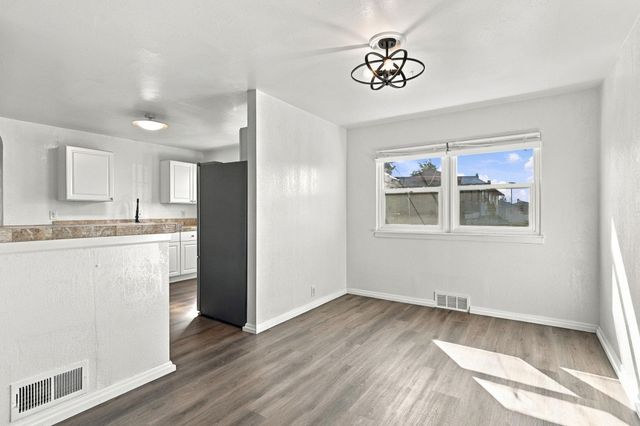 504 E Providence Ave, Spokane, WA 99207