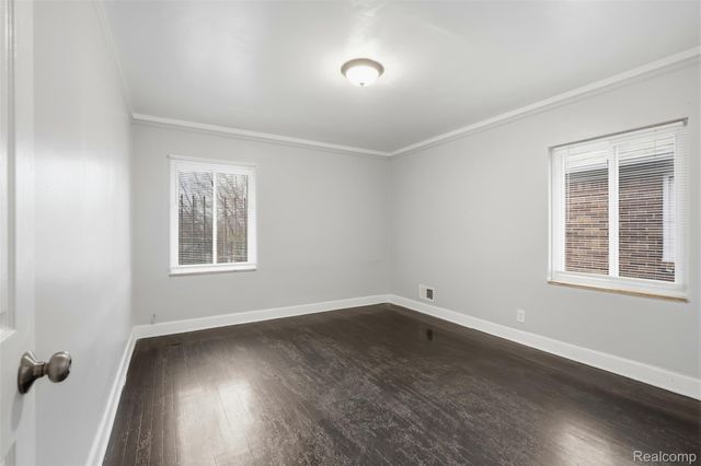 18625 Cherrylawn Street, Detroit, MI 48221