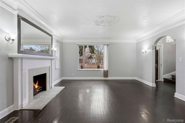 18625 Cherrylawn Street, Detroit, MI 48221