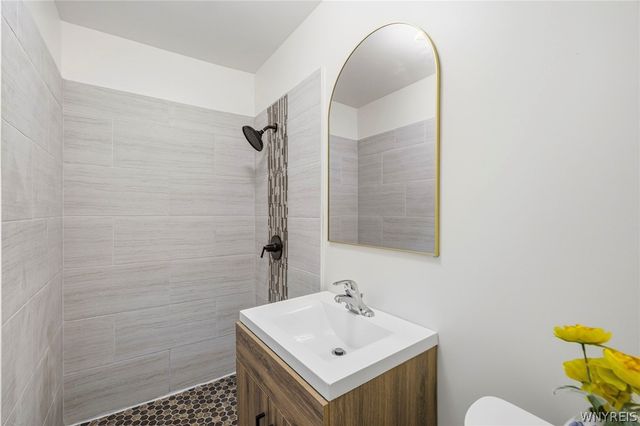 15 Remoleno Street, Buffalo, NY 14220