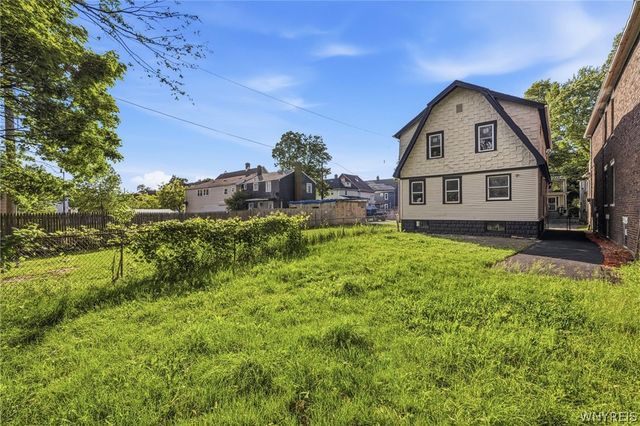 15 Remoleno Street, Buffalo, NY 14220