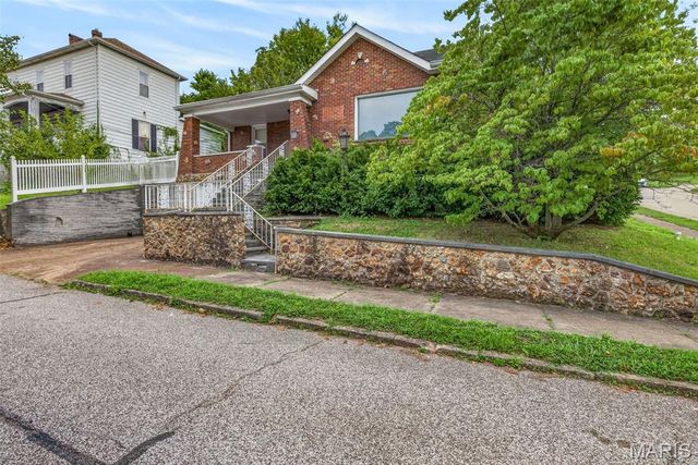 221 Easton Street, De Soto, MO 63020