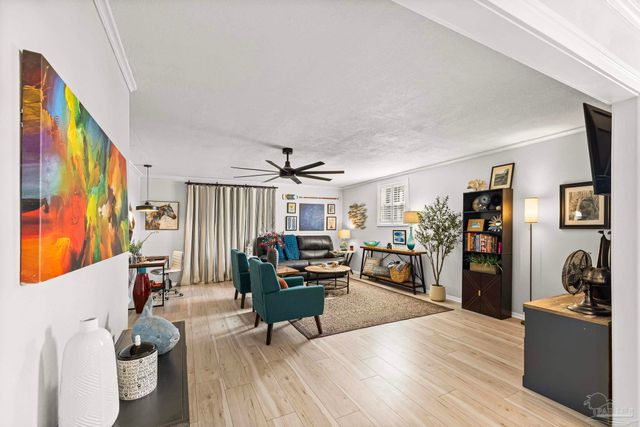 5770 Stewart St, Milton, FL 32570