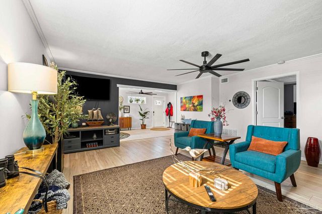 5770 Stewart St, Milton, FL 32570