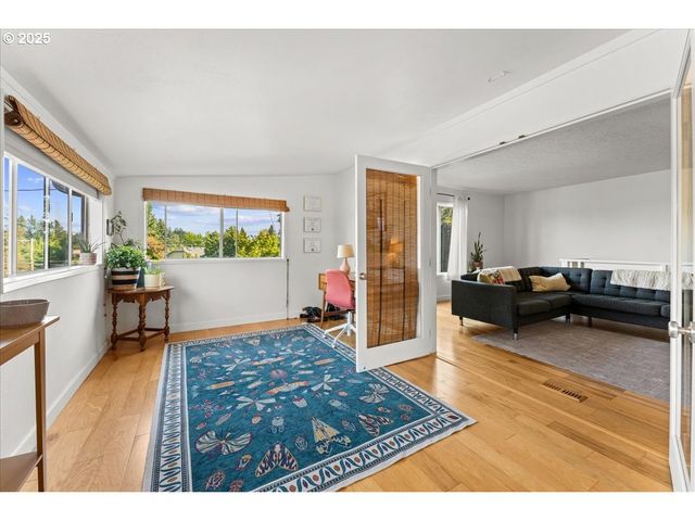 22754 Sw Highland Dr, Sherwood, OR 97140