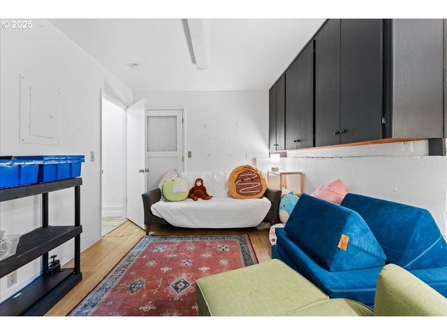 22754 Sw Highland Dr, Sherwood, OR 97140