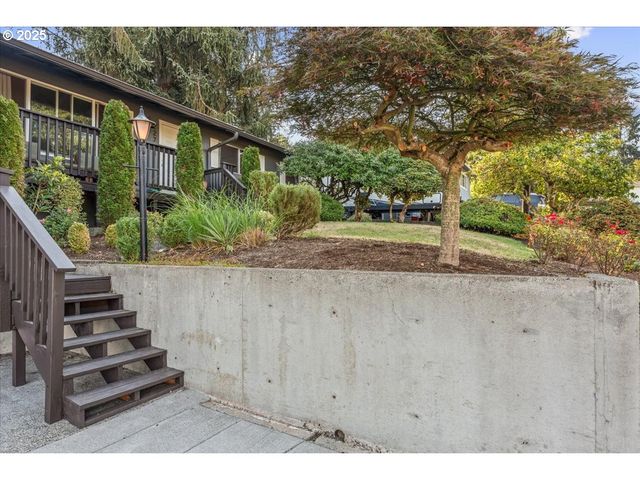 22754 Sw Highland Dr, Sherwood, OR 97140