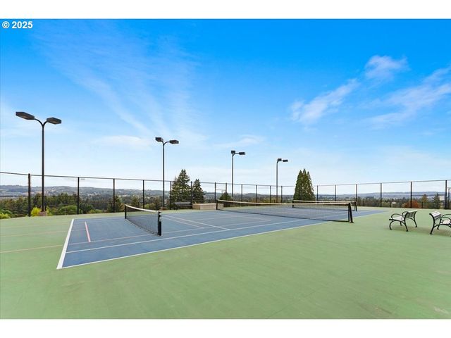 22754 Sw Highland Dr, Sherwood, OR 97140