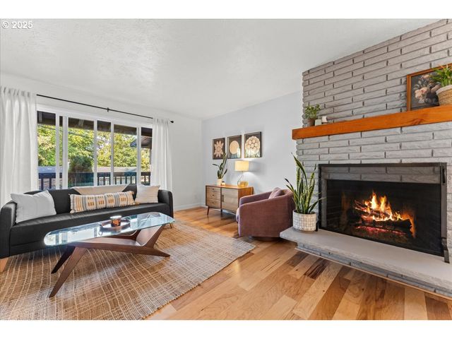 22754 Sw Highland Dr, Sherwood, OR 97140