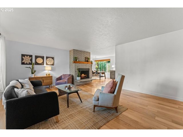 22754 Sw Highland Dr, Sherwood, OR 97140