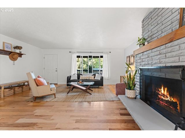 22754 Sw Highland Dr, Sherwood, OR 97140