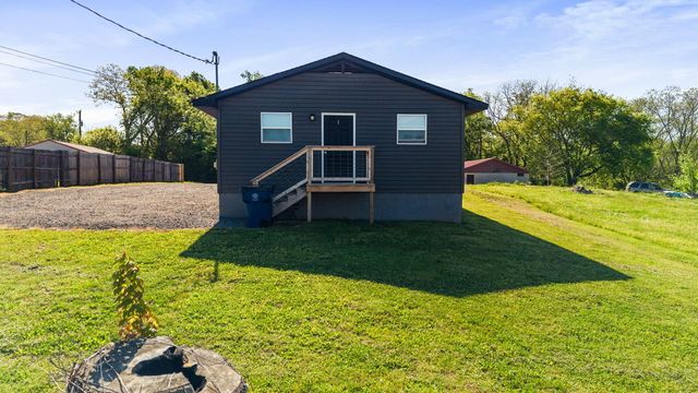 555 Wildwood Avenue SE, Cleveland, TN 37311