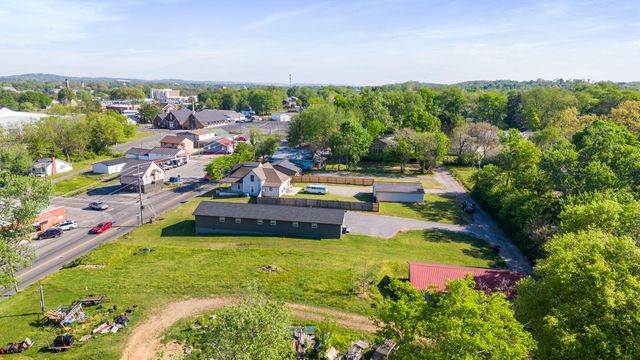 555 Wildwood Avenue SE, Cleveland, TN 37311