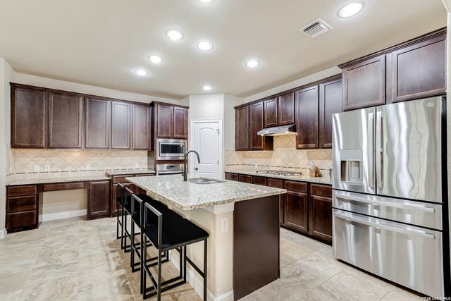 3310 Coryell Cv, San Antonio, TX 78253