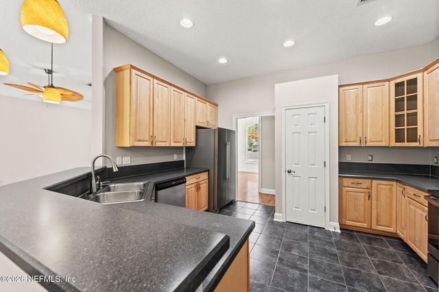 3003 FIVE OAKS Lane, Green Cove Springs, FL 32043