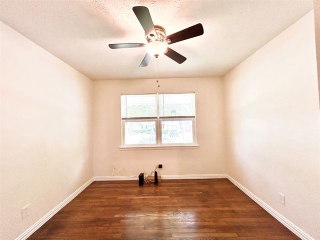 733 Morris Drive, Garland, TX 75040