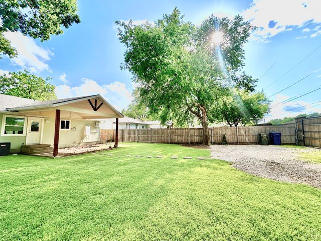 733 Morris Drive, Garland, TX 75040