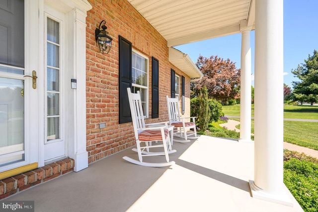 655 ASHTON DR, Falling Waters, WV 25419