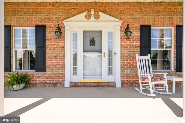 655 ASHTON DR, Falling Waters, WV 25419