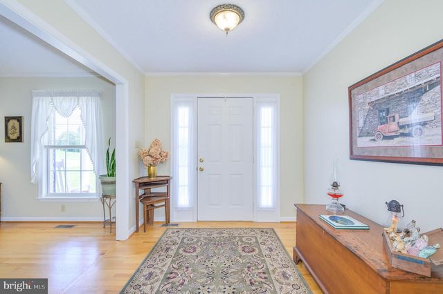 655 ASHTON DR, Falling Waters, WV 25419