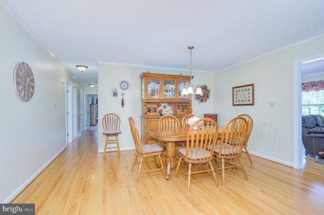 655 ASHTON DR, Falling Waters, WV 25419