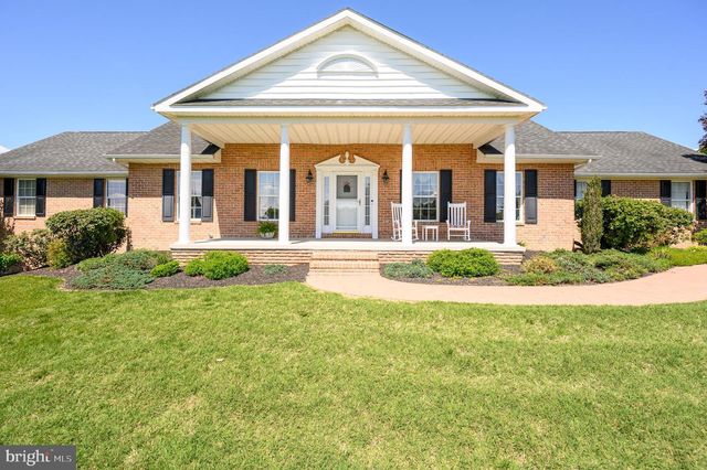 655 ASHTON DR, Falling Waters, WV 25419