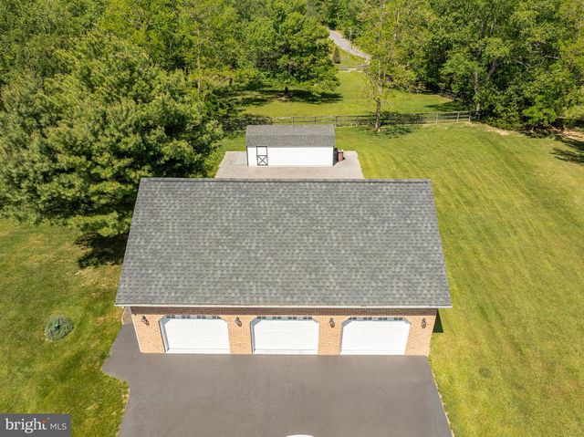 655 ASHTON DR, Falling Waters, WV 25419