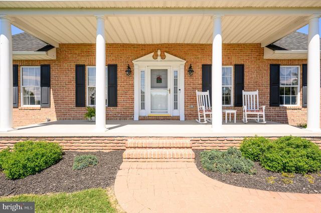 655 ASHTON DR, Falling Waters, WV 25419