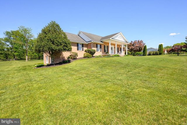 655 ASHTON DR, Falling Waters, WV 25419