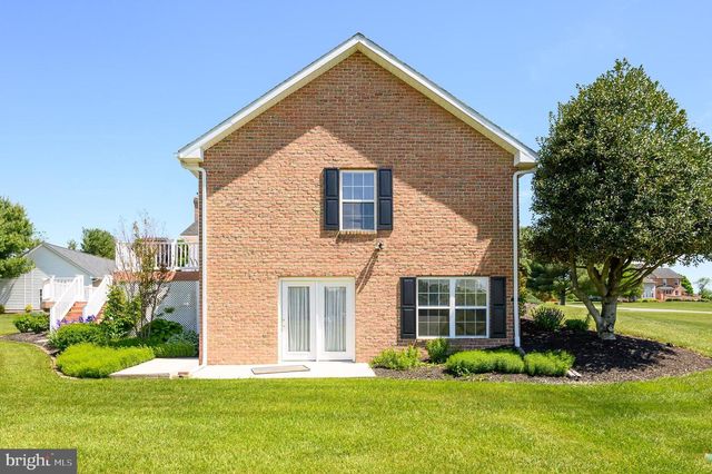 655 ASHTON DR, Falling Waters, WV 25419
