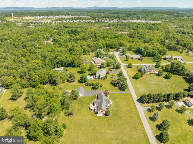 655 ASHTON DR, Falling Waters, WV 25419