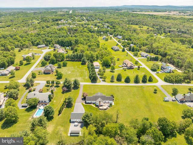655 ASHTON DR, Falling Waters, WV 25419