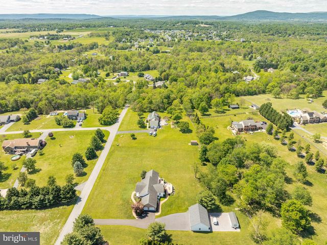 655 ASHTON DR, Falling Waters, WV 25419