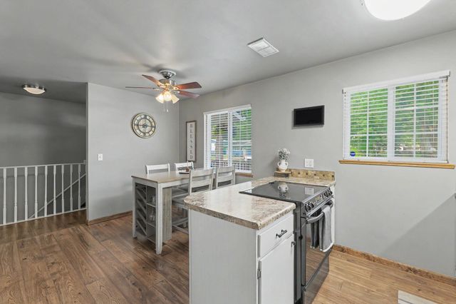 416 N Dexter, Valley Center, KS 67147