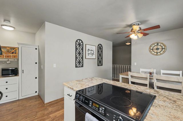 416 N Dexter, Valley Center, KS 67147