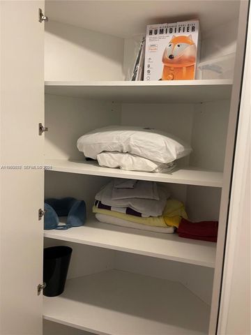 1100 S Miami Ave 2105, Miami, FL 33130