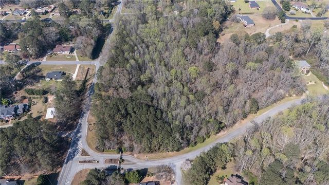 110 Longcreek Drive, Fayetteville, GA 30214