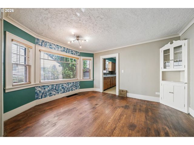 6124 N VANCOUVER Ave, Portland, OR 97217