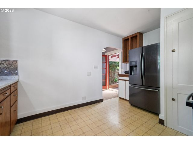 6124 N VANCOUVER Ave, Portland, OR 97217
