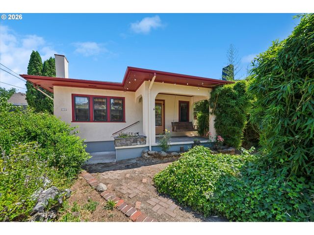 6124 N VANCOUVER Ave, Portland, OR 97217