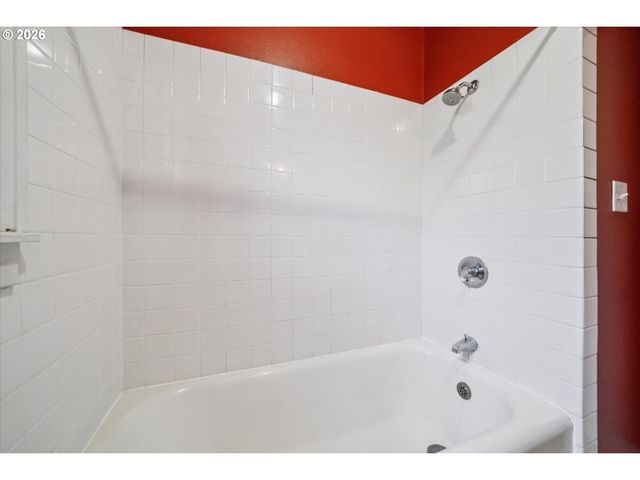 6124 N VANCOUVER Ave, Portland, OR 97217