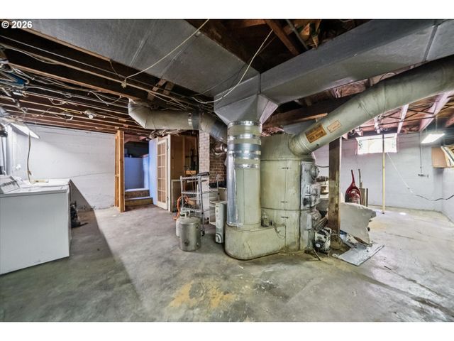 6124 N VANCOUVER Ave, Portland, OR 97217