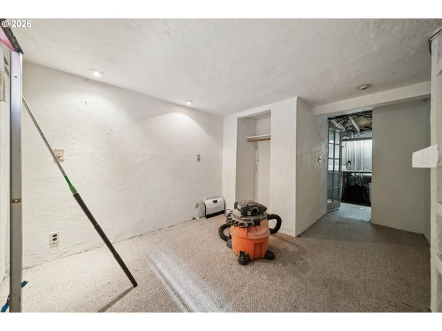 6124 N VANCOUVER Ave, Portland, OR 97217