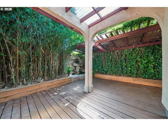 6124 N VANCOUVER Ave, Portland, OR 97217