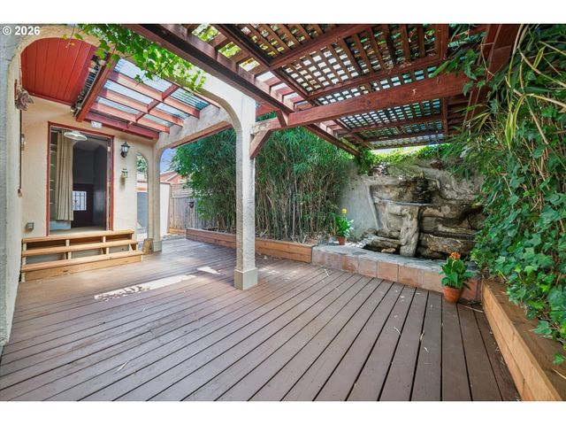6124 N VANCOUVER Ave, Portland, OR 97217