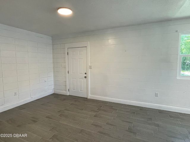 87 Ford Street, Ormond Beach, FL 32174