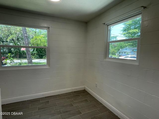 87 Ford Street, Ormond Beach, FL 32174