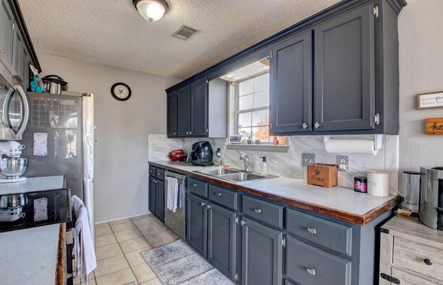 385 Pearl Stone Drive, Lonoke, AR 72086