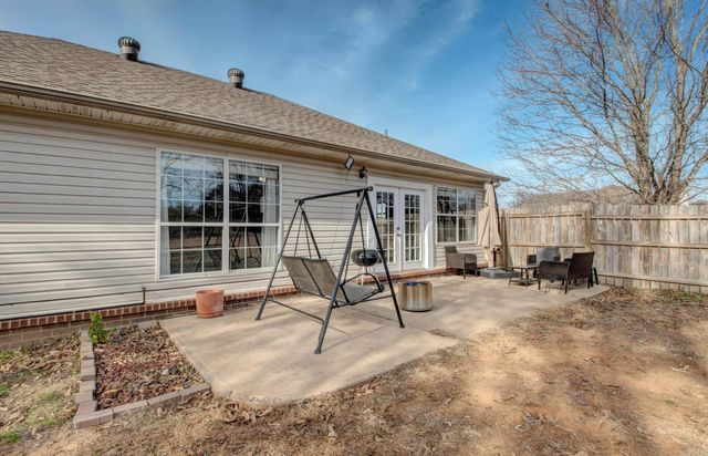 385 Pearl Stone Drive, Lonoke, AR 72086