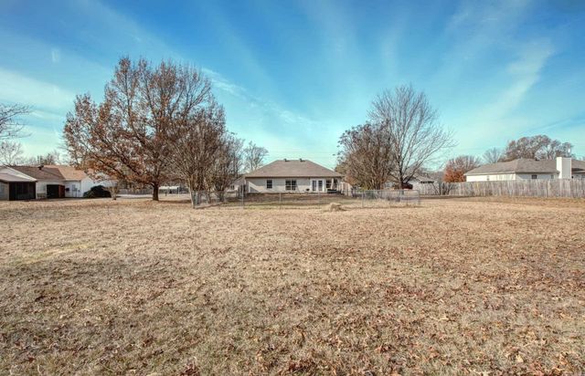 385 Pearl Stone Drive, Lonoke, AR 72086